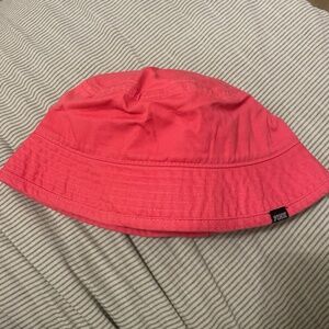PINK/Victoria Secret Coral Bucket Hat